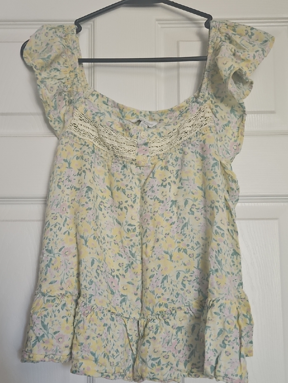 Lucky Brand Pastel Floral Lace-Trim Flutter Sleeve Camisole - Yellow & Pink